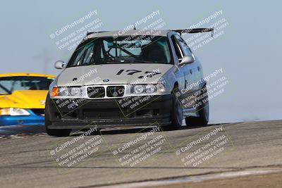 media/Oct-26-2025-CalClub SCCA (Sun) [[8ce1e69566]]/Group 4/Grapevine/